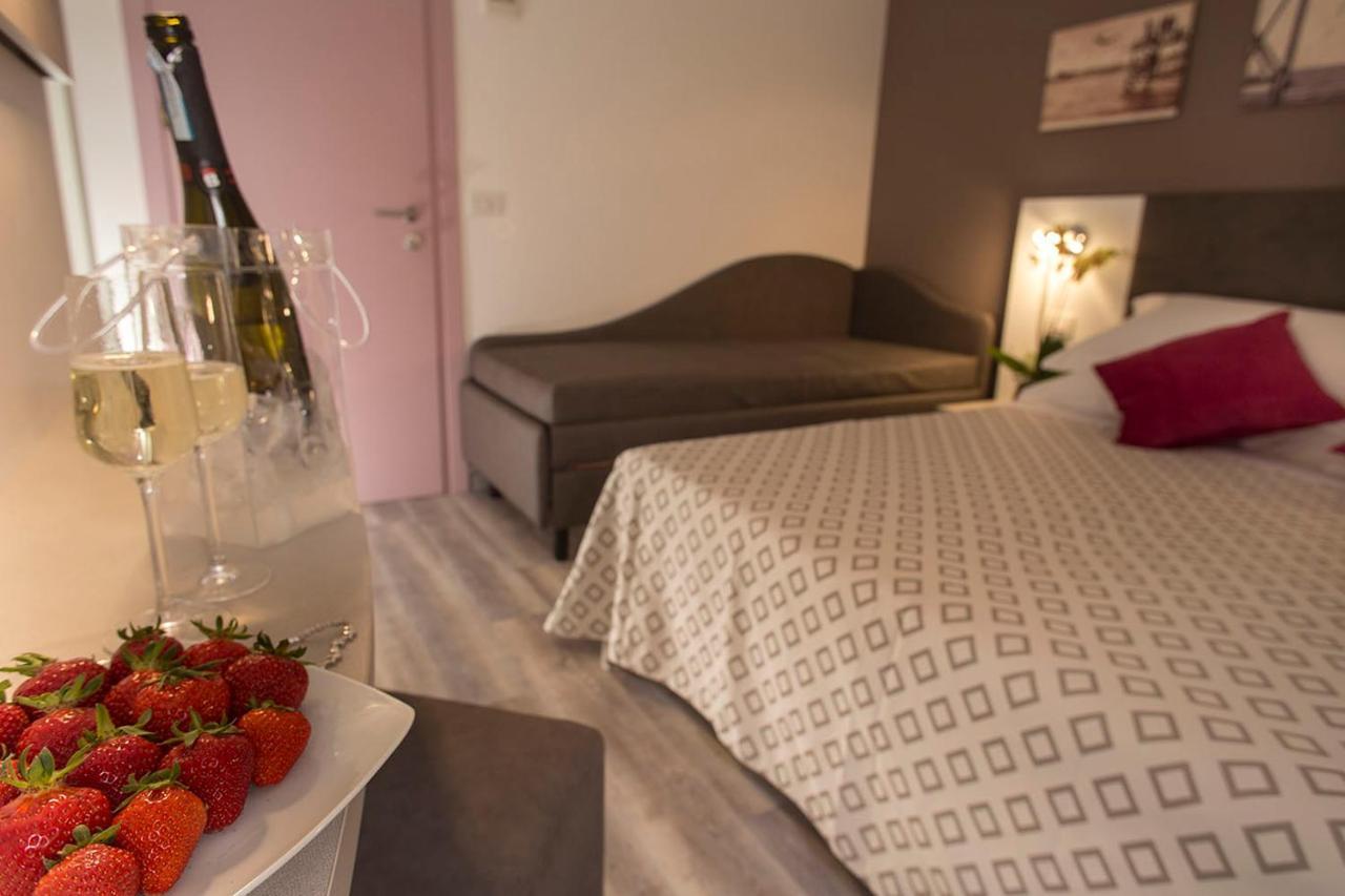 Hotel Marcus Bellaria-Igea Marina Ngoại thất bức ảnh